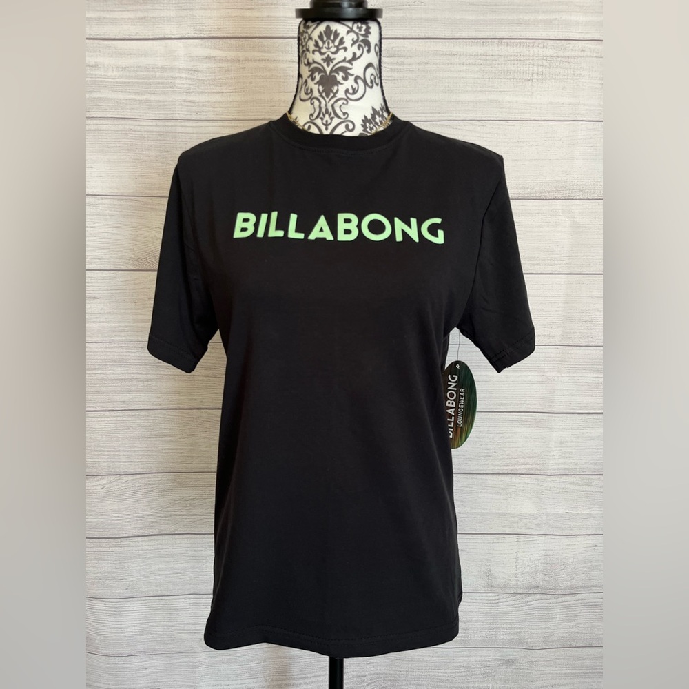 Billabong | NWT Women’s Loungewear Tee with Green Logo - Picture 1 of 6